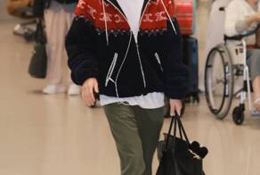 Папарацци Тэхёна в Нью-Йоркском аэропорту