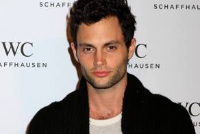 Сегодня свой день рождения празднует Пенн Бэджли, известный своими ролями в «Ты» и «Сплетнице»