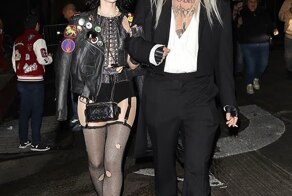 Недавно помолвленные Дамиано Давид и Дав Кэмерон посетили хэллоуинскую вечеринку в Лос-Анджелесе, перевоплотившись в Рифф Раффа и Фрэнка-Н-Фёртер из «The Rocky Horror Picture Show»