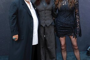 Луис Гусман, Дженна Ортега и Кэтрин Зета-Джонс приняли участие в панельной дискуссии FYSEE: The Fall Edit Showcase, посвящённой сериалу «Уэнсдэй»