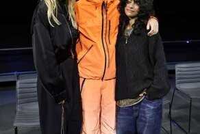 Звезды фильма «Marty Supreme» Тимоти Шаламе, Гвинет Пэлтроу и Одесса А'зион посетили специальный показ фильма в Лос-Анджелесе