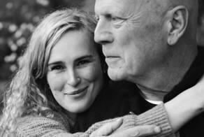 Дочь Брюса Уиллиса Румер рассказала, что из-за прогрессирующей деменции отец перестал всегда её узнавать