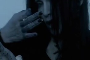 Ровно 28 лет назад Мадонна подарила миру «Frozen» – первый сингл с ее культового альбома «Ray of Light» ️‍