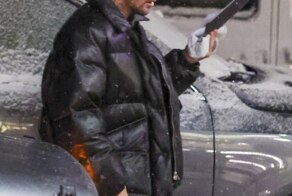 Если мужчина говорит, что ему сейчас неудобно говорить по видеосвязи, так как он на улице – покажите ему эти фото