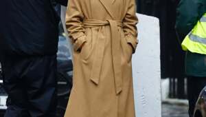 Кира Найтли на съёмочной площадке 2-ого сезона сериала «Black Doves»