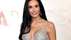 Сегодня свой день рождения празднует шикарная Деми Мур