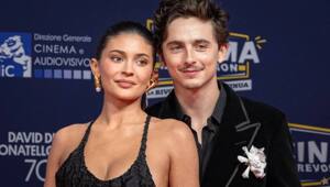 Слухи о разладе в отношениях Кайли Дженнер и Тимоти Шаламе оказались фейкомПо данным достоверного издания People, пара продолжает встречаться, и их чувства лишь крепнут