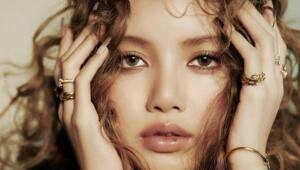 Доброе пятничное утро с фотосессией прекрасной Лисы для Vogue Korea