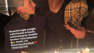 Муж Кортни Кардашьян, Трэвис Баркер,  отпраздновал свой 50-ый день рождения