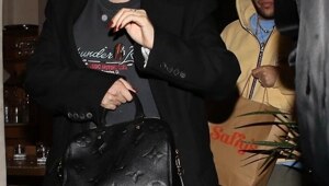 Свежие папарацци Селены Гомес и Бенни Бланко