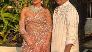 Дженнифер Лопес на свадьбе Нетры Мантены и Вамси Гадираджу в Удайпуре, Индия