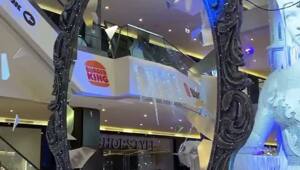 В Сети обсуждают инсталляцию «Снежная королева» в ТРЦ «Галерея» в Минске