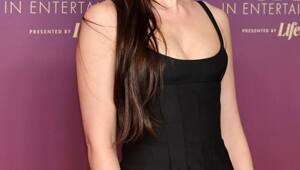 Дакота Джонсон посетила мероприятие "The Hollywood Reporter Women In Entertainment" в Беверли-Хиллз