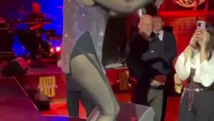 Энергичных вам танцев от Лолиты