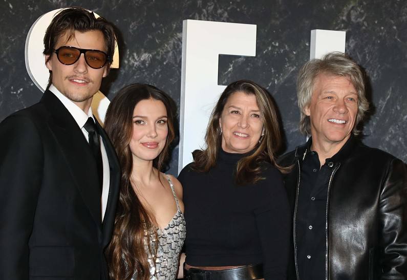 Джон Бон Джови высказался про пополнение в семье своего сына и Милли Бобби Браун