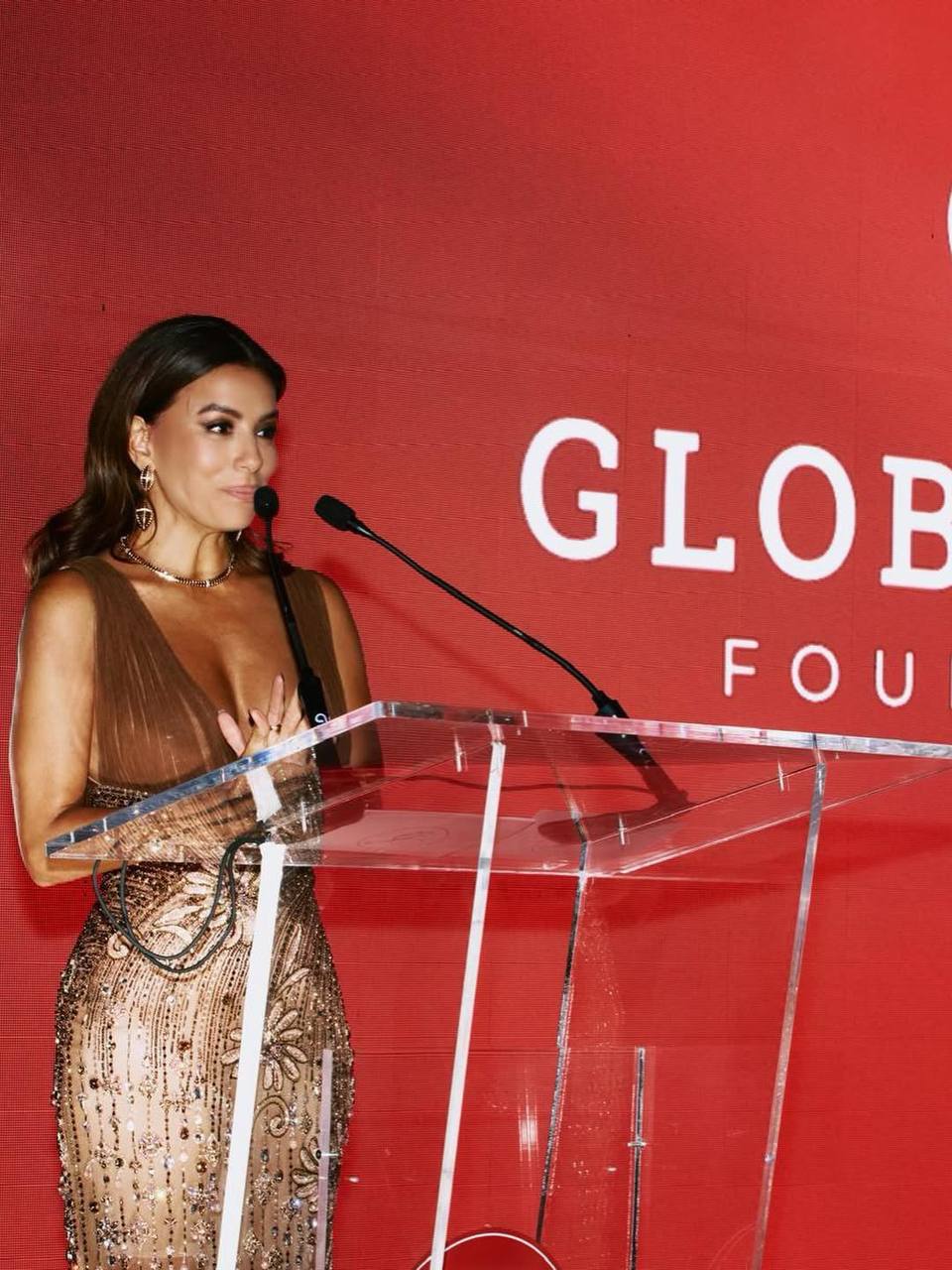 Ева Лонгория на благотворительном вечере «Global Gift Foundation”