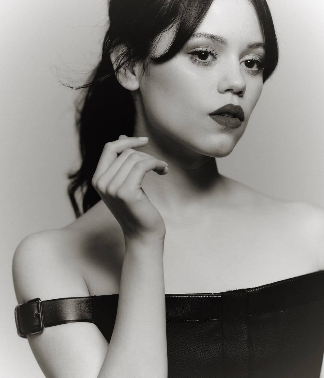 Актриса Дженна Ортега для модного дома Dior