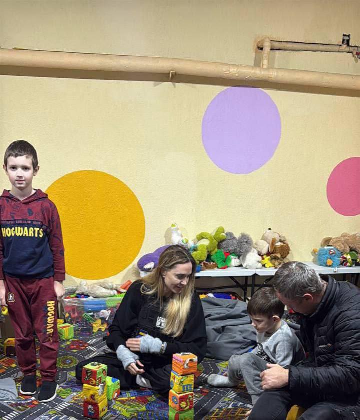 Анджелина Джоли приехала в Херсон