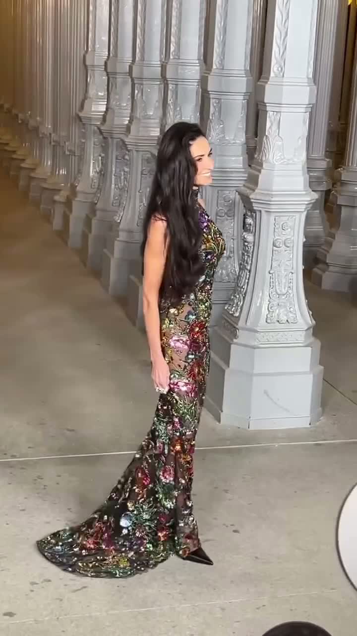 Деми Мур посетила гала-вечер 2025 LACMA Art