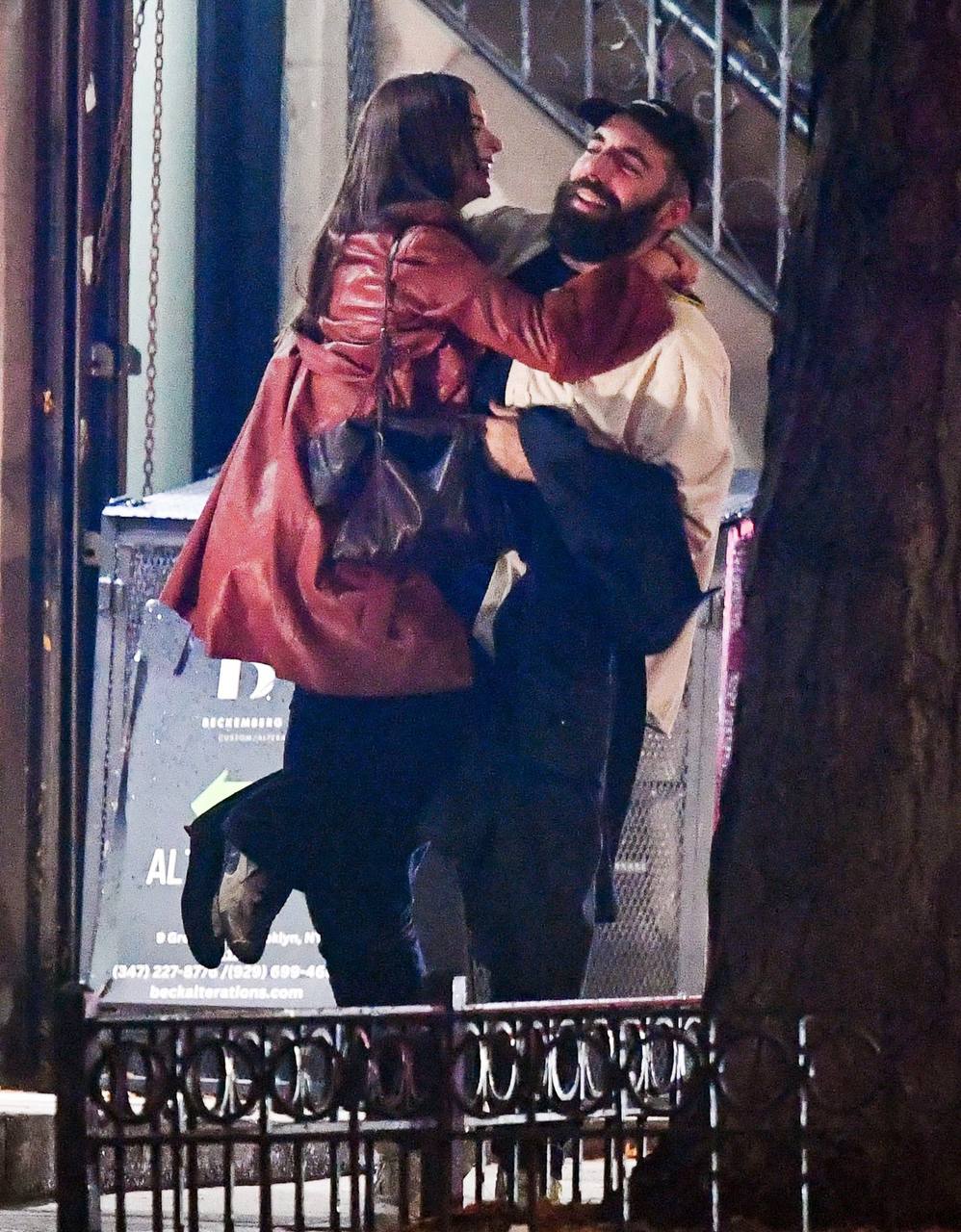 Бывшего Дуа Липы – Ромена Гавраса  заметили на свидании с Эмили Ратаковски