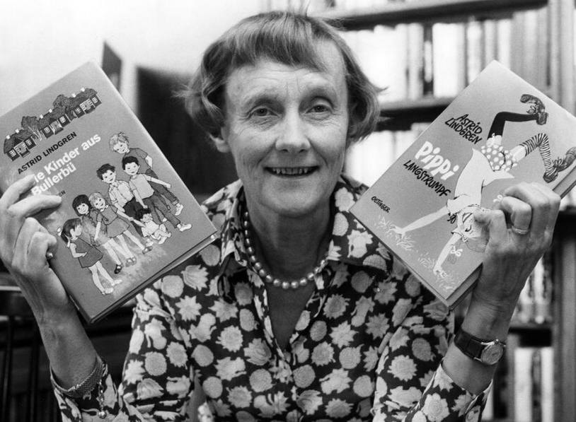 В этот день 118 лет назад, 14 ноября 1907 года, родилась известная шведская писательница, автор трилогии о «Малыше и Карлсоне» и «Пеппи Длинный чулок», — Астрид Линдгрен