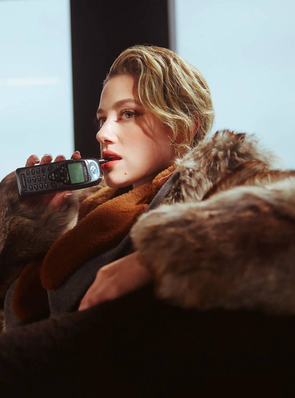 Лили Рейнхарт для журнала Marie Claire