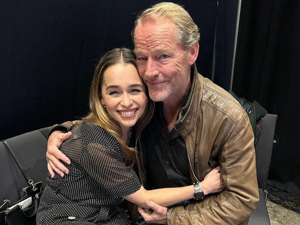 Актеры сериала «Игра престолов» Эмилия Кларк и Иэн Глен из воссоединились на Comic Con Liverpool