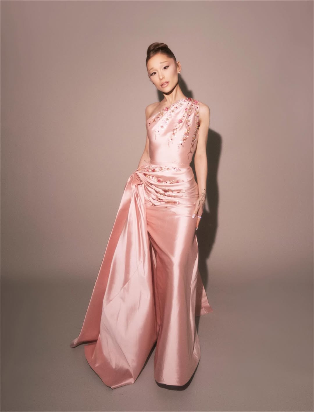 Доброе утро с нежной Арианой Гранде