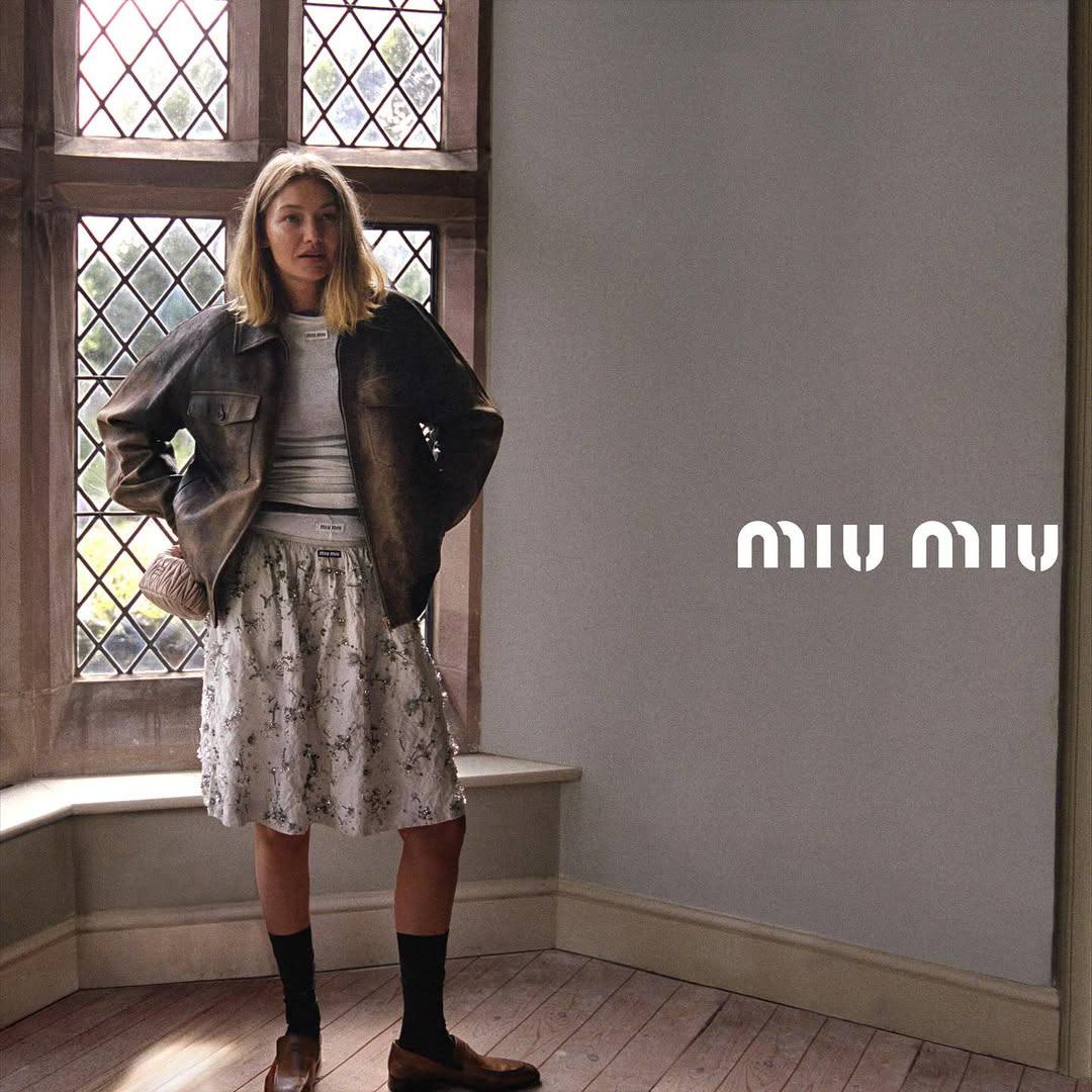 Джиджи Хадид в фотосессии для Miu Miu