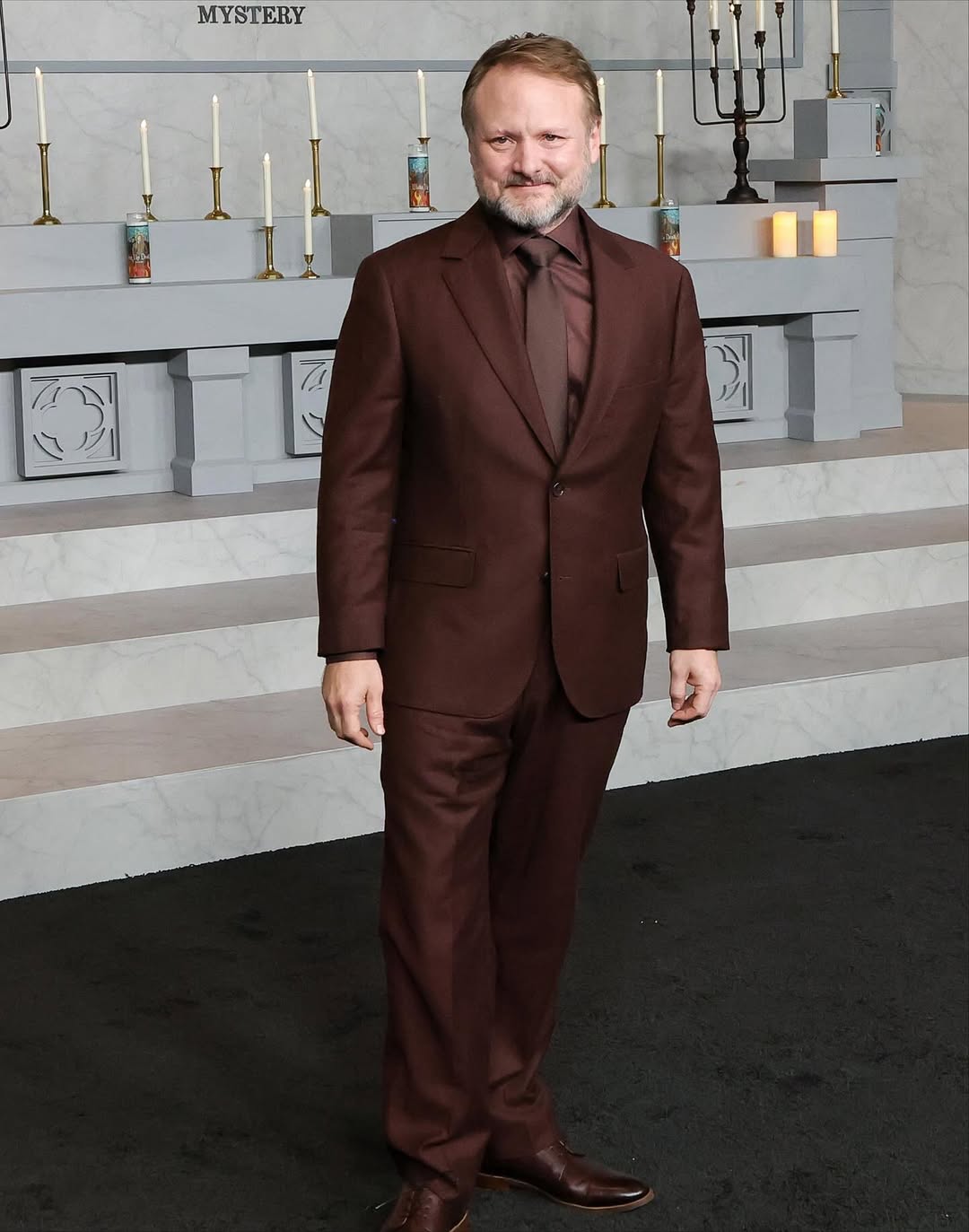 Звезды фильма «Проснись мертвецом: Загадка убийства» — Джош Бролин, Кейли Спани, Мила Кунис, Керри Вашингтон и Джош О’Коннор — посетили премьеру в ЛА