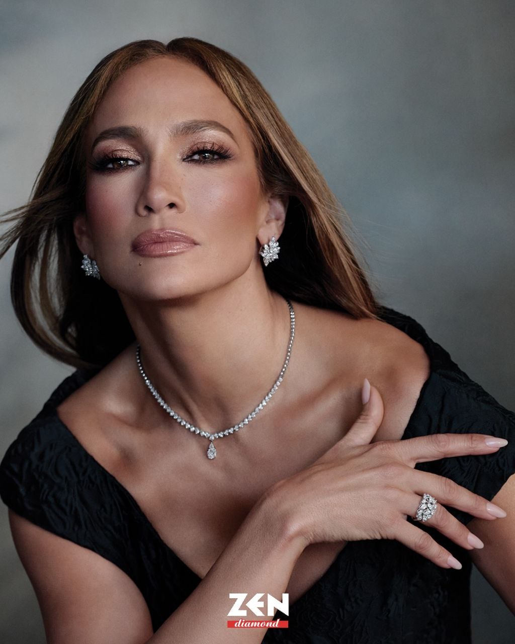 Дженнифер Лопес для бренда ювелирных украшений «Zen Diamond»