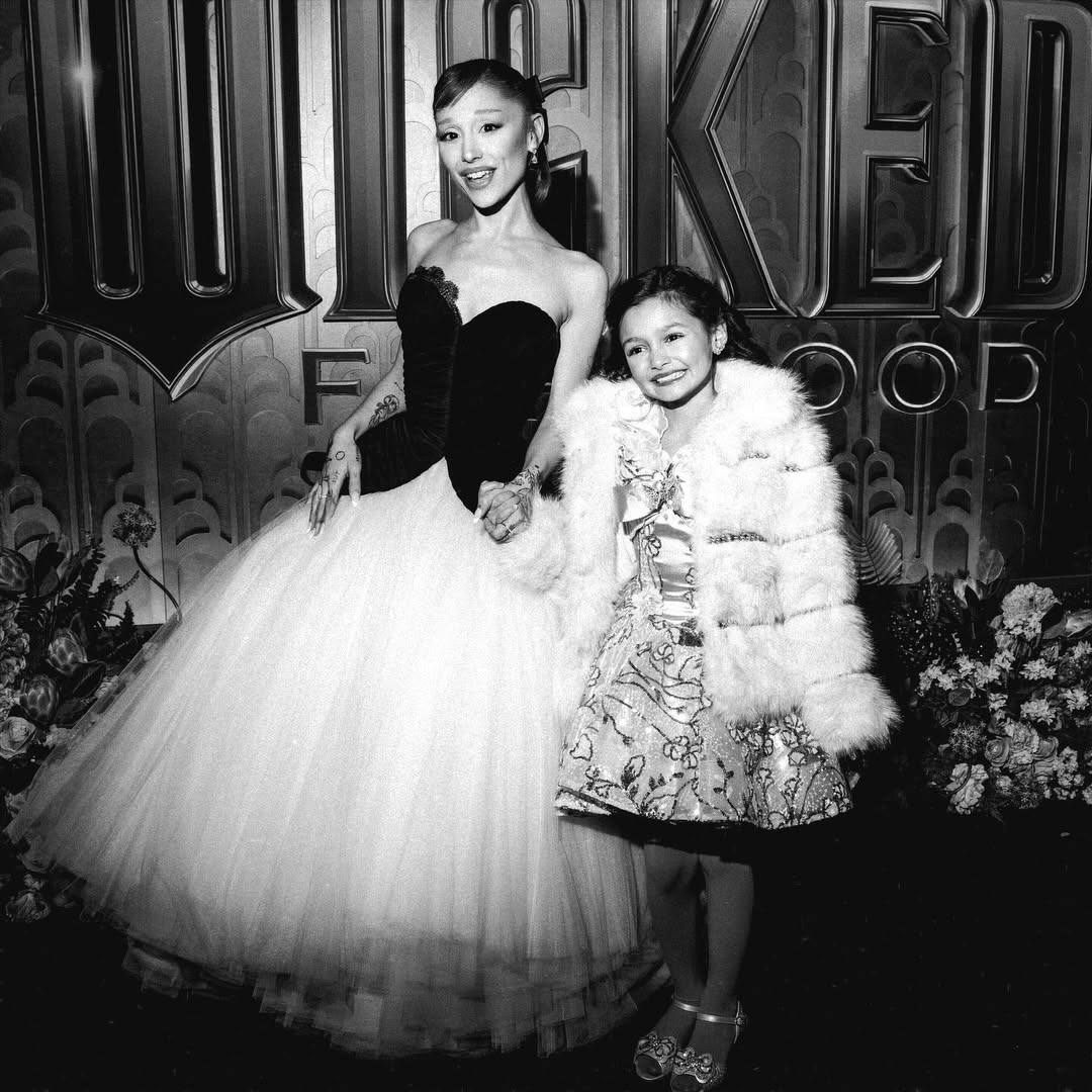 Доброе утро с подборкой новых фотографий от Арианы Гранде