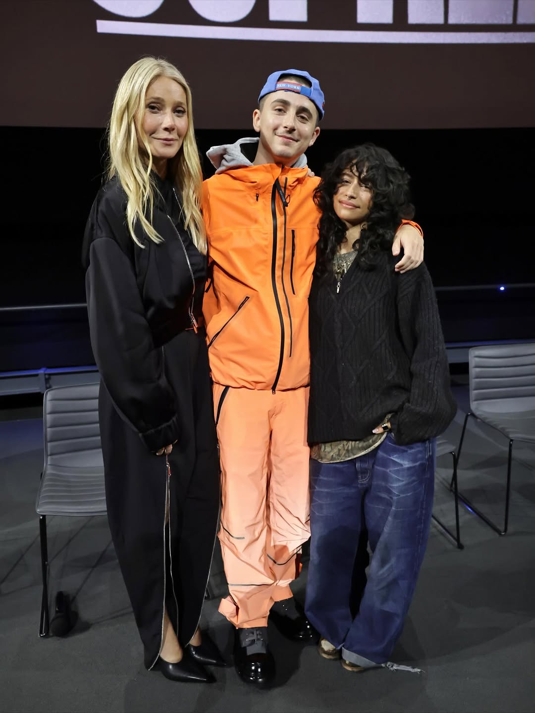 Звезды фильма «Marty Supreme» Тимоти Шаламе, Гвинет Пэлтроу и Одесса А'зион посетили специальный показ фильма в Лос-Анджелесе