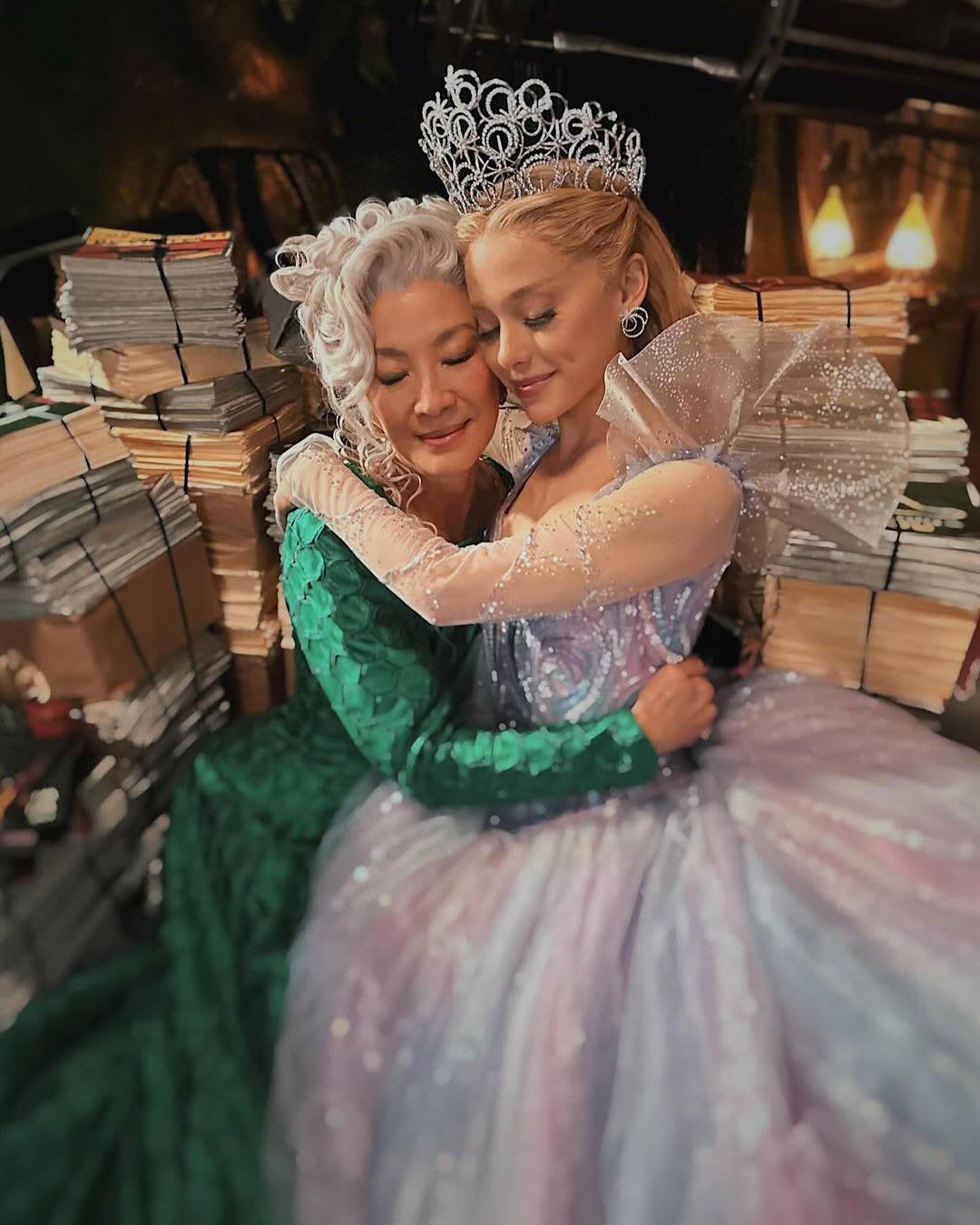 Закадровые фото со съёмок фильма «Злая: Во имя добра»