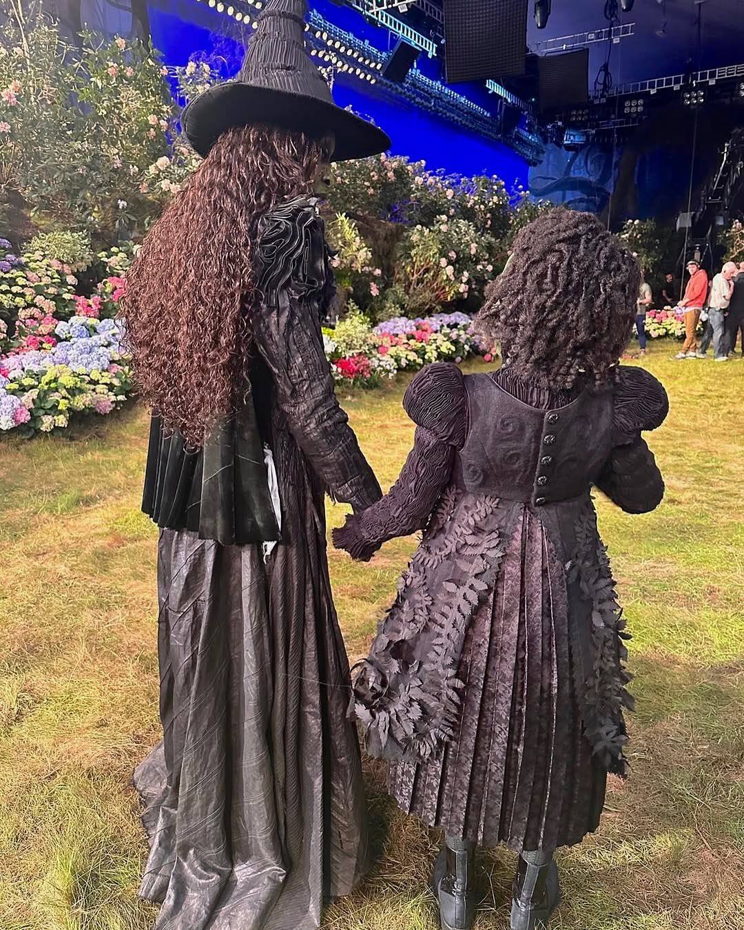 Закадровые фото со съёмок фильма «Злая: Во имя добра»