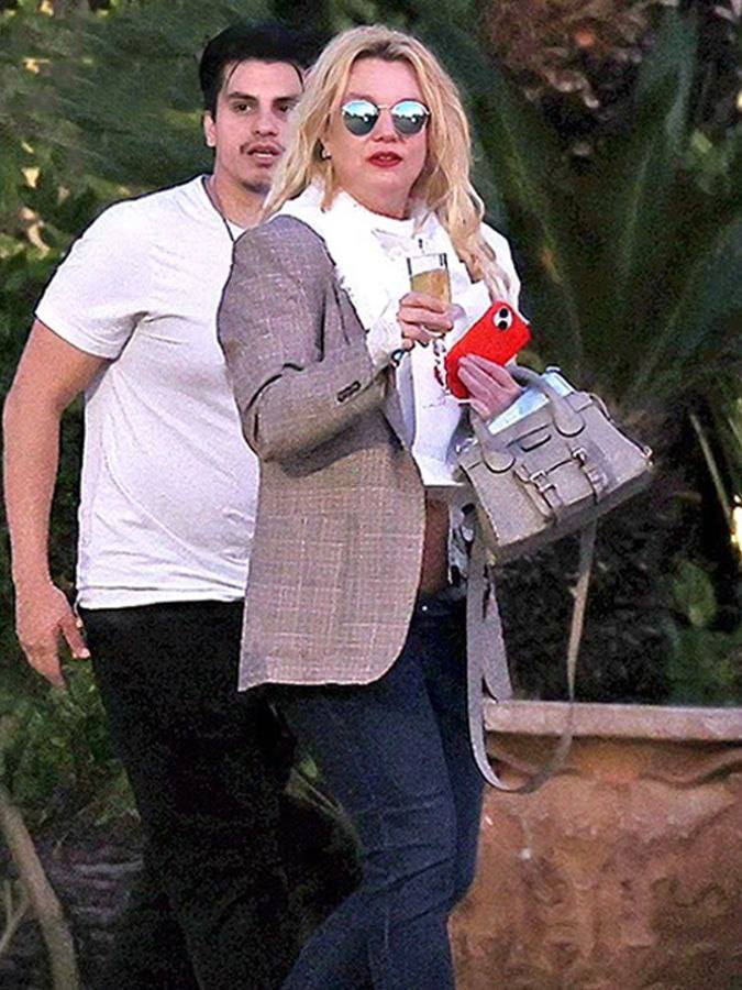 Бритни Спирс снова села за руль в нетрезвом виде