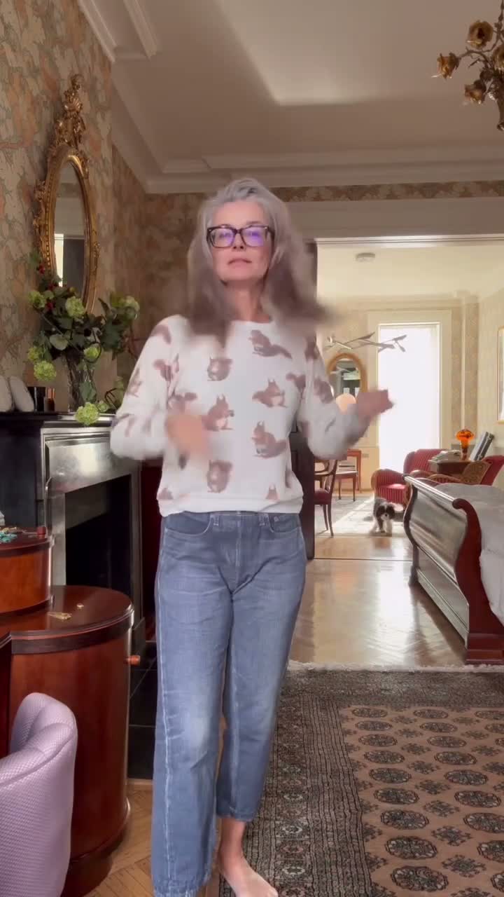 Супермодель Полина Поризкова честно показала фигуру в 60 лет