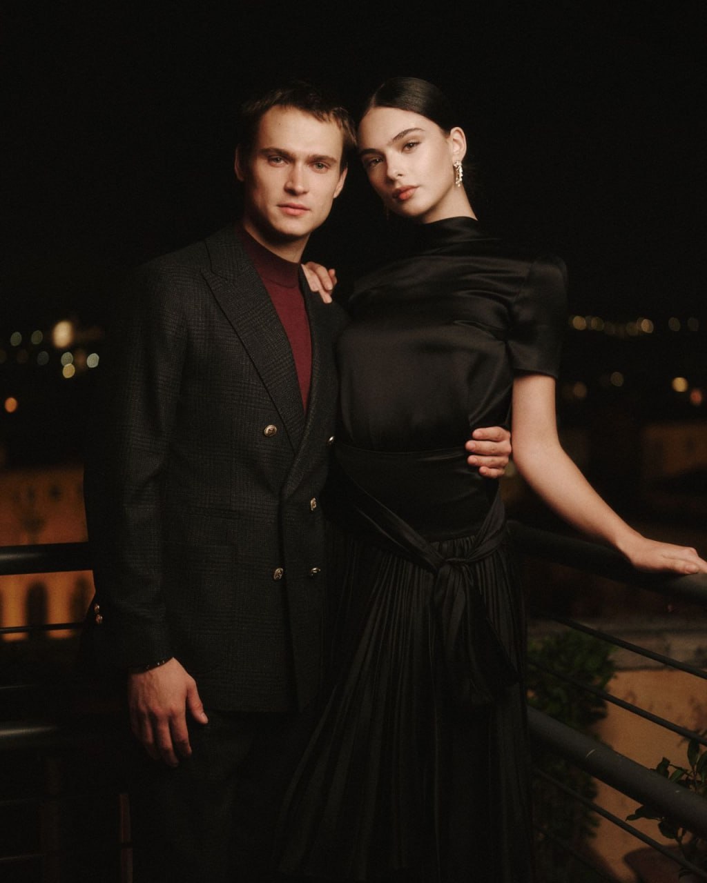 Дева Кассель и её возлюбленный Сола Нанни посетили открытие выставки «Cartier & Myths» в Риме