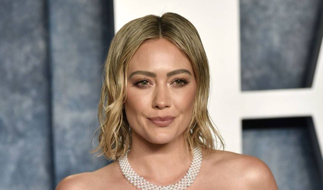 Хилари Дафф — о слухах, что её трек «Mature» — о ДиКаприо: «Ничего не подтверждаю и не отрицаю»