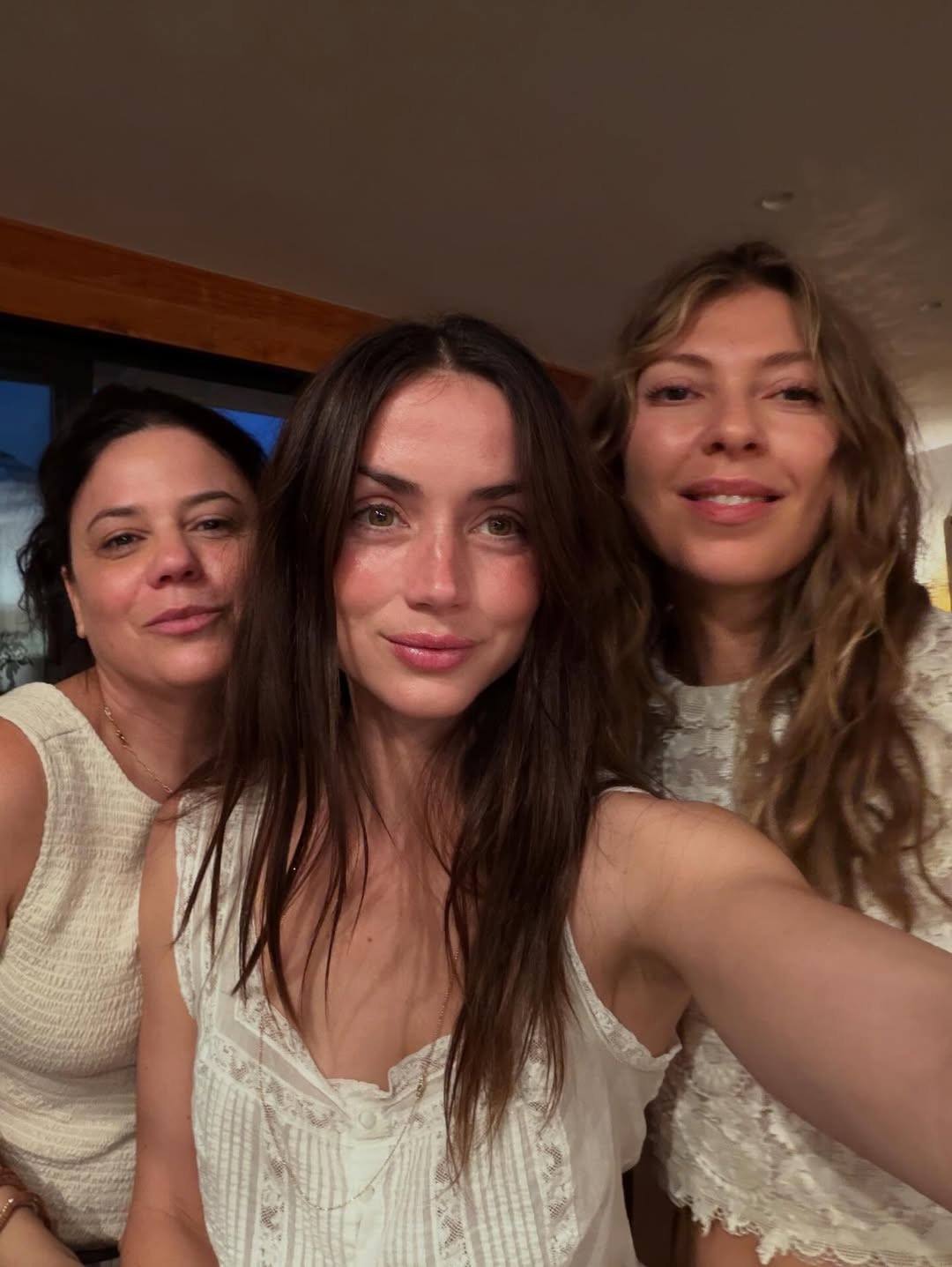 Ана де Армас и ее День благодарения