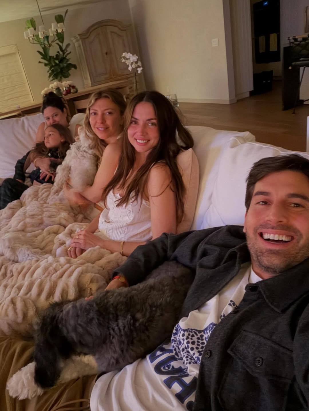 Ана де Армас и ее День благодарения