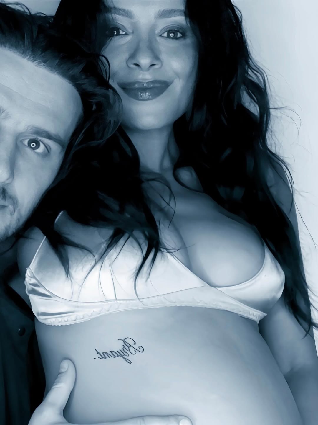 Звезда «Дневников вампира» Кэт Грэхем впервые станет мамой