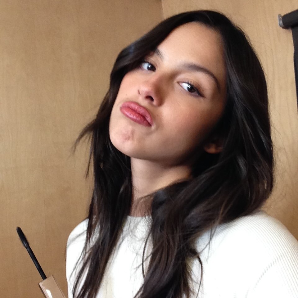 Оливия Родриго на новых фотографиях