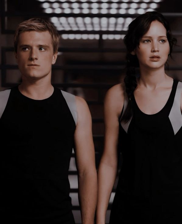 Дженнифер Лоуренс и Джош Хатчерсон вернутся к ролям Китнисс Эвердин и Пита Мелларка в фильме «Голодные игры