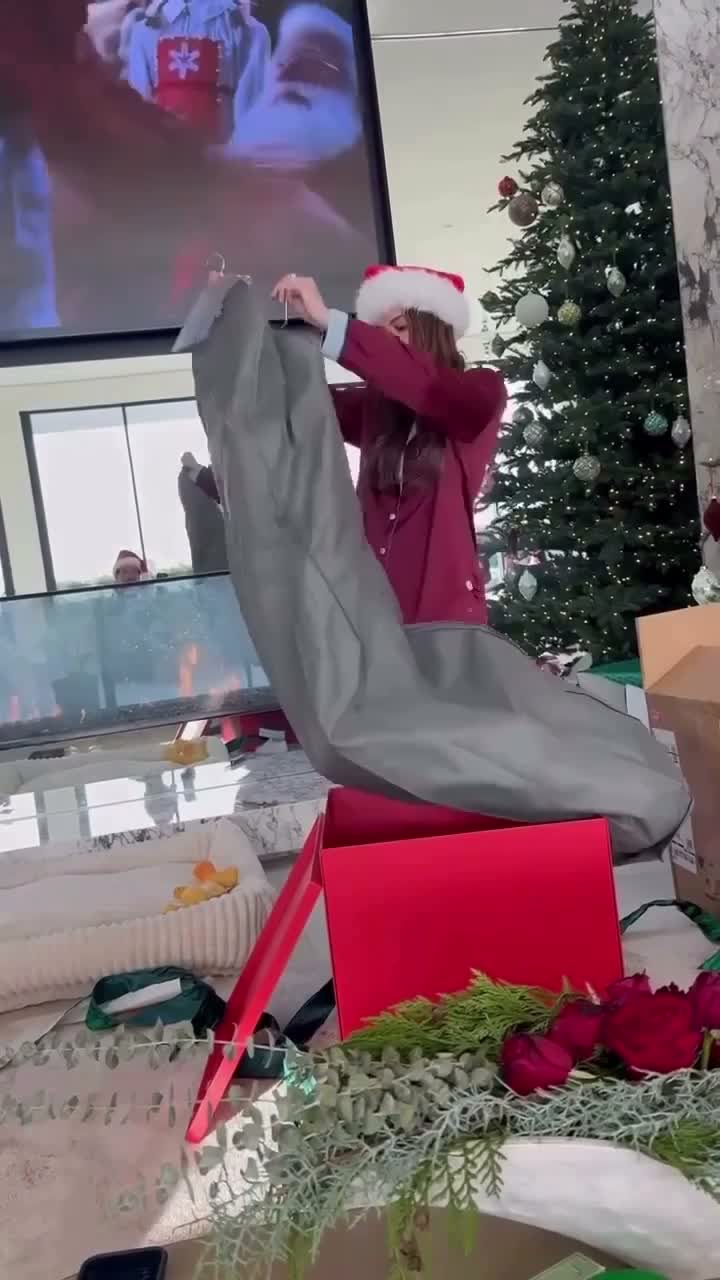  Актёр Майлз Теллер преподнёс жене Кели трогательный подарок