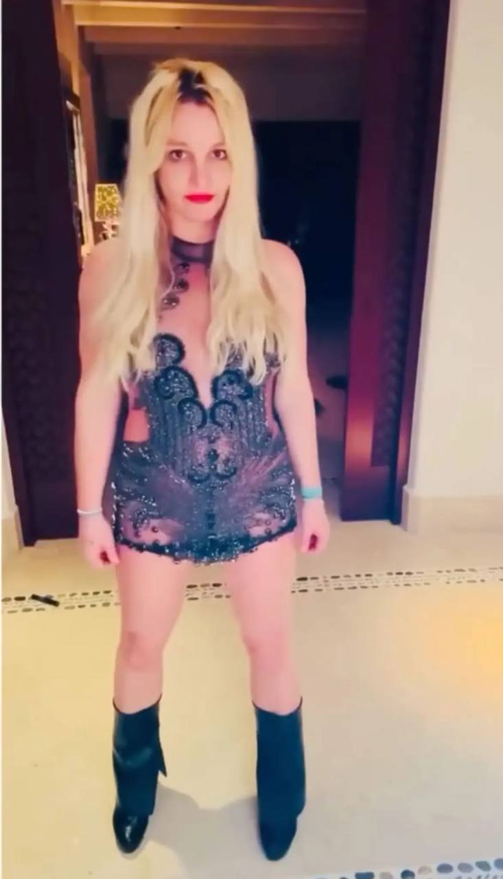 Бритни Спирс «поздравила» свою семью с Рождеством