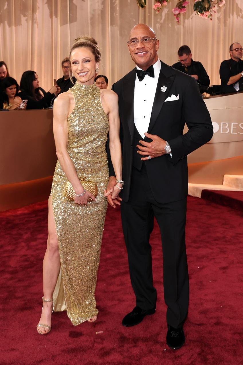  Рассматриваем образы с красной дорожки Золотого Глобуса 2026 - часть 1