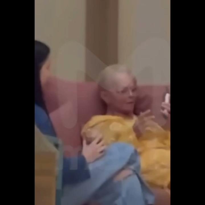 Лариса Долина до сих пор не освободила квартиру, право собственности на которую по решению Верховного суда принадлежит Полине Лурье