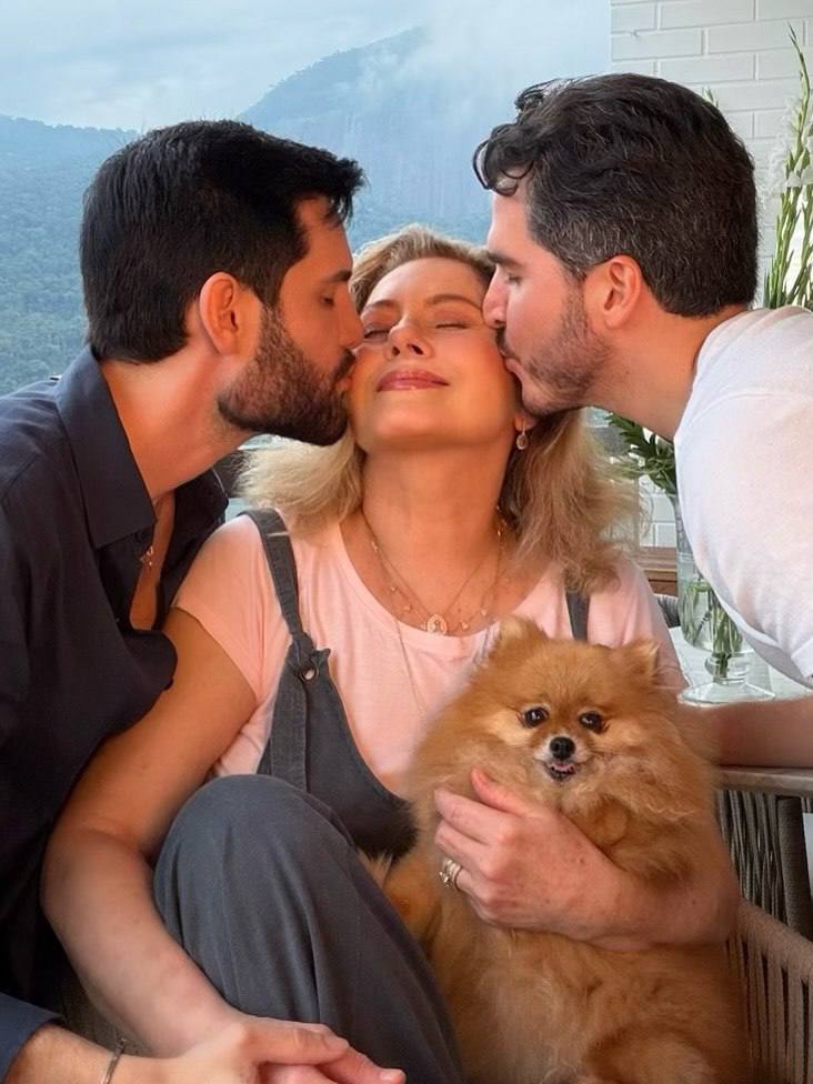 Звезда сериала «Клон» Вера Фишер на новых фотографиях