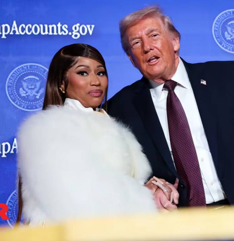 Ники Минаж встретилась с Дональдом Трампом, где заявила, что она большая фанатка президента
